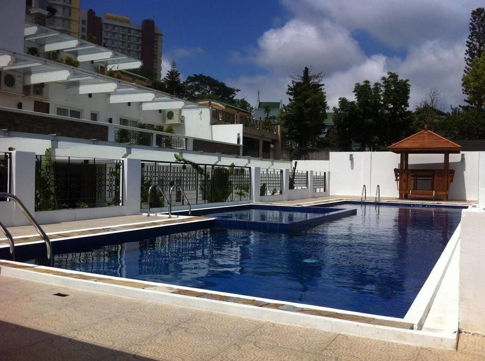 Vista Real Hotel Tagaytay City Dış mekan fotoğraf