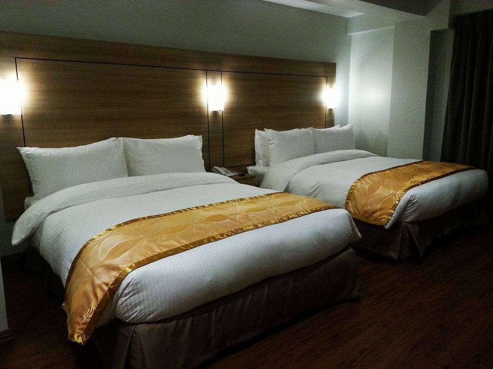 Vista Real Hotel Tagaytay City Dış mekan fotoğraf