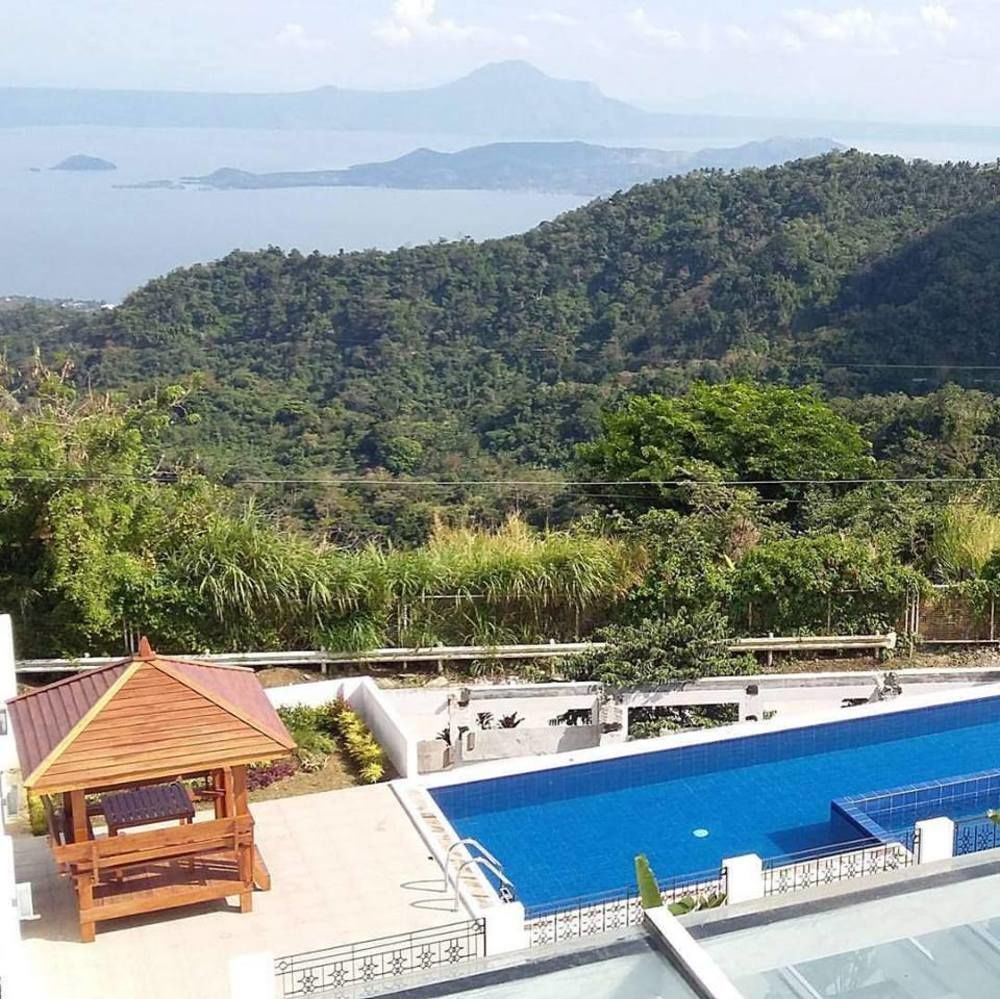 Vista Real Hotel Tagaytay City Dış mekan fotoğraf