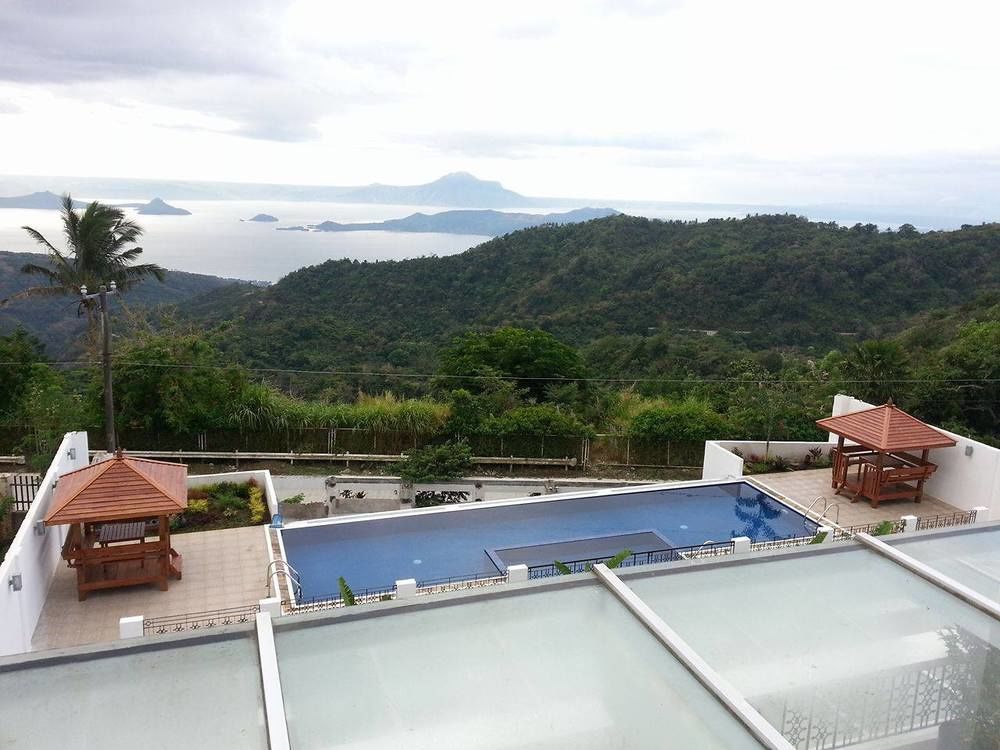 Vista Real Hotel Tagaytay City Dış mekan fotoğraf