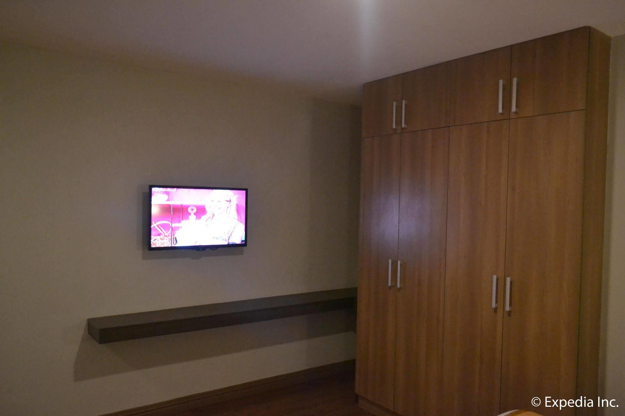Vista Real Hotel Tagaytay City Dış mekan fotoğraf